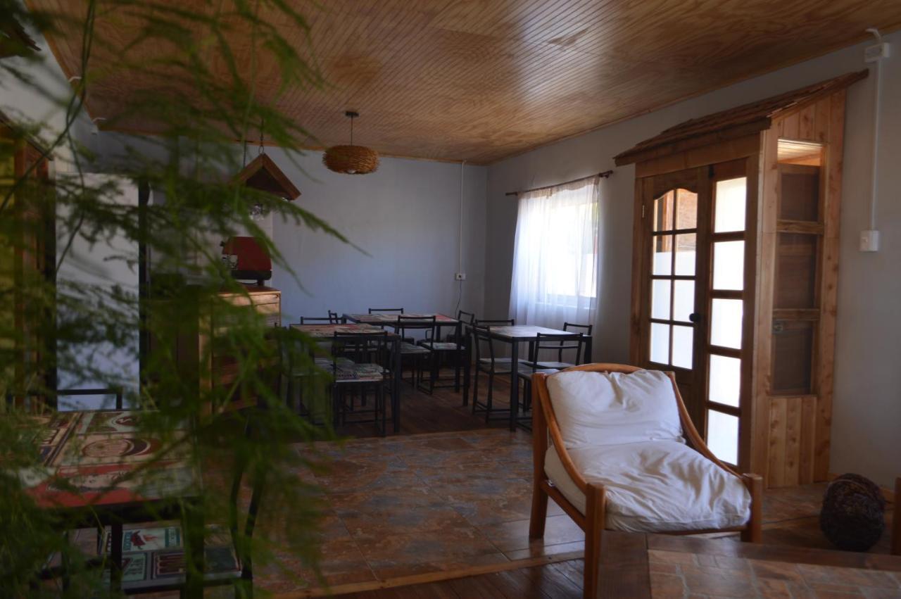 Hostal Y Cabanas Vientos Del Sur Puerto Ingeniero Ibanez Exterior photo